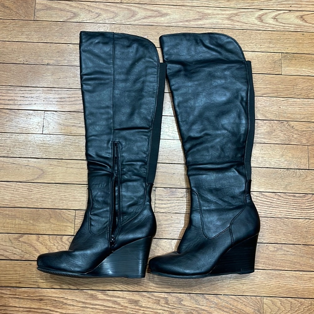 Chinese laundry size 8 1/2 knee-high boots